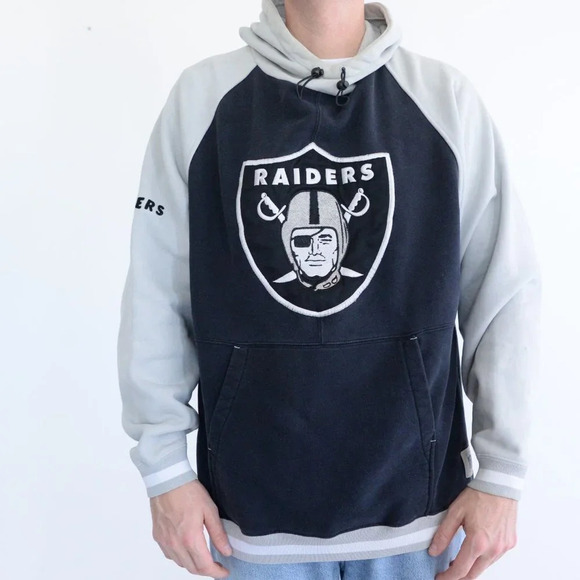 Vintage Reebok Gridiron Classic  NFL Raiders Grey Hoodie Sweater Size Large - Picture 3 of 15